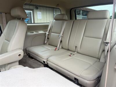2010 Chevrolet Suburban LTZ - Photo 14 - Canton, OH 44707
