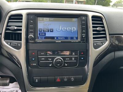 2012 Jeep Grand Cherokee Laredo   - Photo 6 - Canton, OH 44707