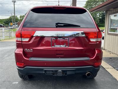 2012 Jeep Grand Cherokee Laredo   - Photo 12 - Canton, OH 44707