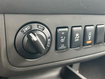 2014 Nissan Frontier SV V6 - Photo 10 - Canton, OH 44707