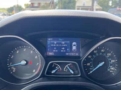 2014 Ford Focus SE   - Photo 10 - Canton, OH 44707