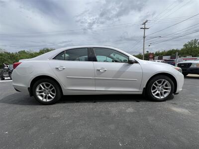 2015 Chevrolet Malibu LT - Photo 14 - Canton, OH 44707