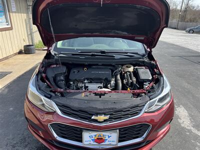 2016 Chevrolet Cruze LT Auto - Photo 21 - Canton, OH 44707