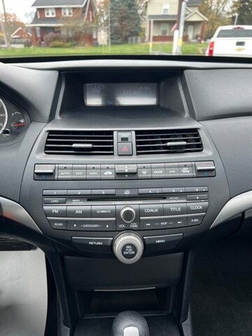2009 Honda Accord EX-L - Photo 7 - Canton, OH 44707