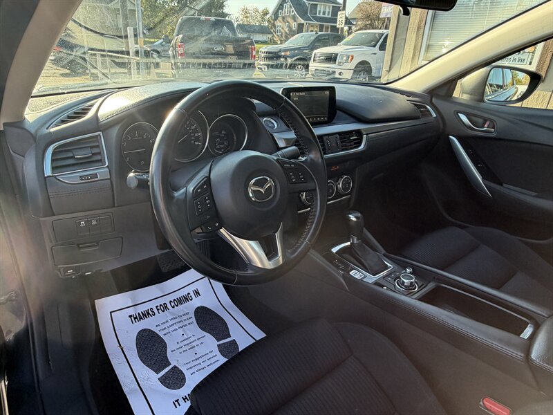 2016 Mazda Mazda6 i Sport - Photo 6 - Canton, OH 44707