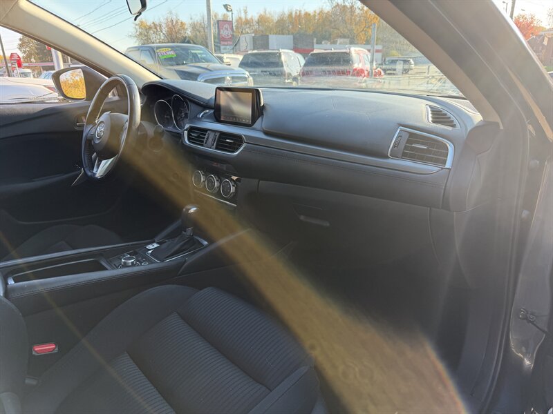 2016 Mazda Mazda6 i Sport - Photo 19 - Canton, OH 44707
