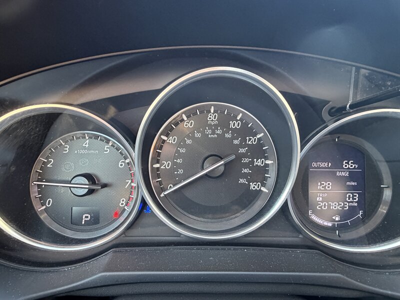 2016 Mazda Mazda6 i Sport - Photo 9 - Canton, OH 44707