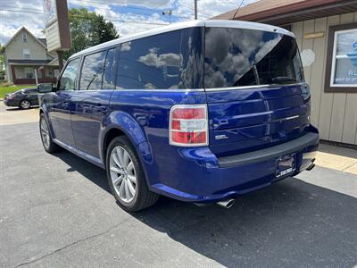 2014 Ford Flex SEL - Photo 9 - Canton, OH 44707
