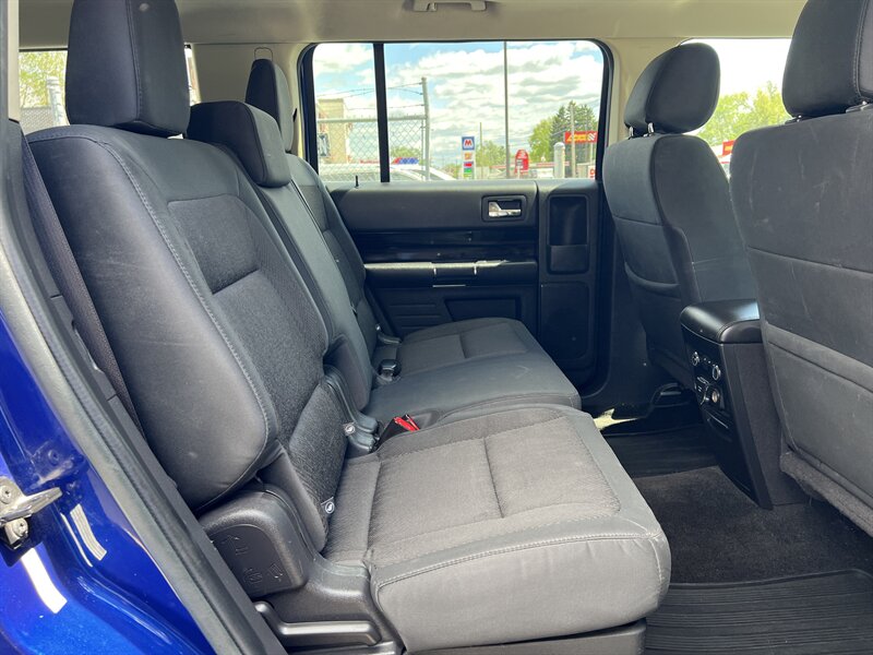 2014 Ford Flex SEL - Photo 14 - Canton, OH 44707