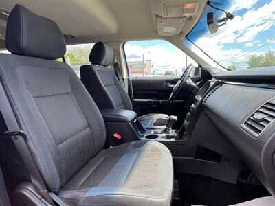 2014 Ford Flex SEL - Photo 16 - Canton, OH 44707