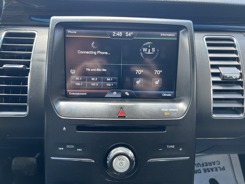 2014 Ford Flex SEL - Photo 6 - Canton, OH 44707