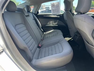 2016 Ford Fusion S   - Photo 18 - Canton, OH 44707