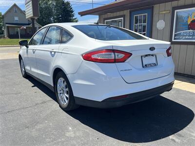 2016 Ford Fusion S   - Photo 13 - Canton, OH 44707