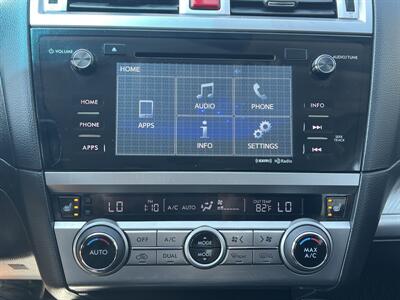 2017 Subaru Outback 2.5i Premium   - Photo 8 - Canton, OH 44707