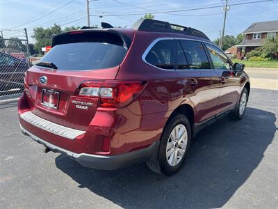 2017 Subaru Outback 2.5i Premium   - Photo 16 - Canton, OH 44707