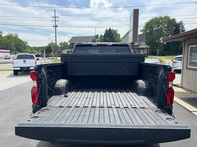 2019 Chevrolet Silverado 1500 Custom - Photo 12 - Canton, OH 44707