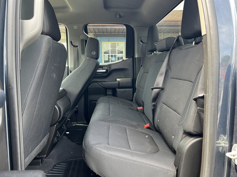 2019 Chevrolet Silverado 1500 Custom - Photo 9 - Canton, OH 44707
