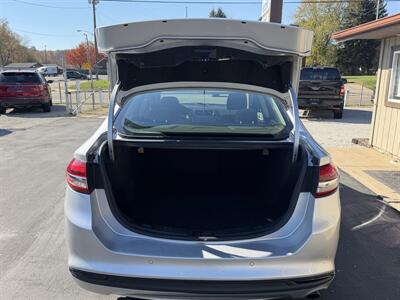 2018 Ford Fusion SE   - Photo 15 - Canton, OH 44707