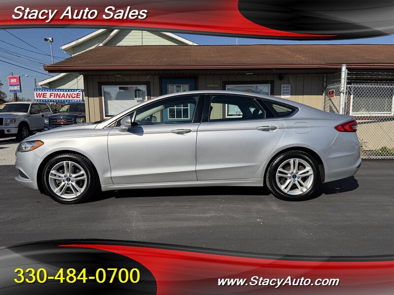 2018 Ford Fusion SE   - Photo 1 - Canton, OH 44707