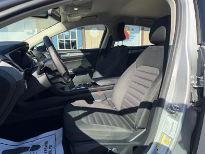 2018 Ford Fusion SE   - Photo 6 - Canton, OH 44707