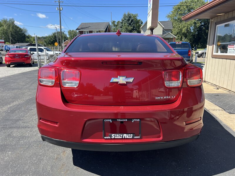 2014 Chevrolet Malibu LT - Photo 13 - Canton, OH 44707