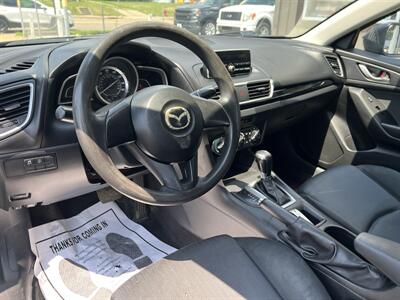 2015 Mazda Mazda3 i SV - Photo 6 - Canton, OH 44707