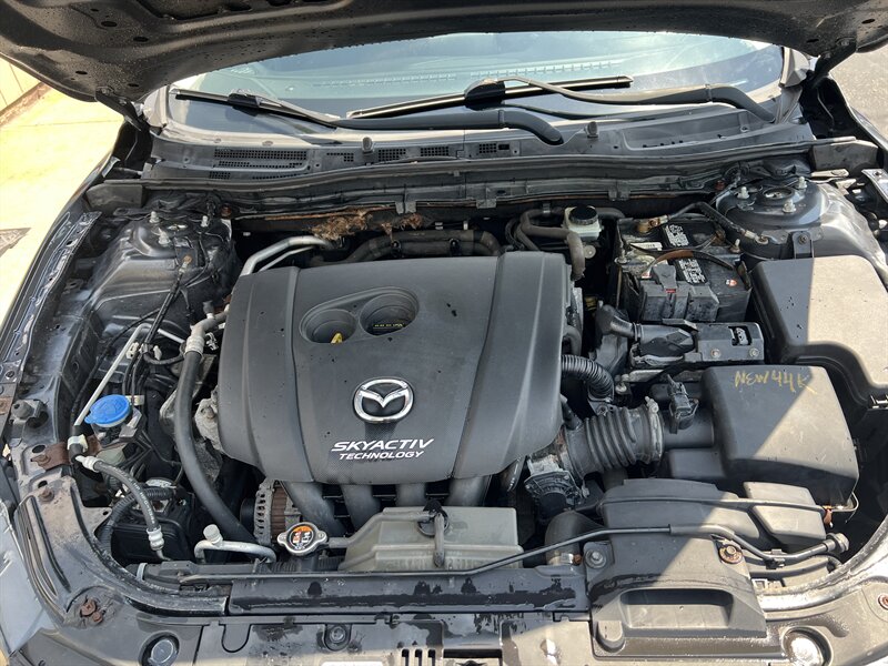 2015 Mazda Mazda3 i SV - Photo 4 - Canton, OH 44707