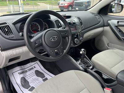 2013 Kia Forte EX - Photo 6 - Canton, OH 44707