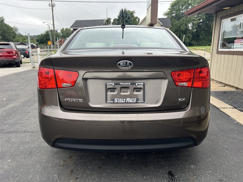2013 Kia Forte EX - Photo 13 - Canton, OH 44707