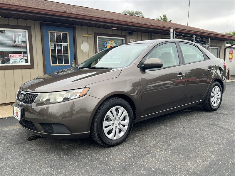 2013 Kia Forte EX - Photo 2 - Canton, OH 44707