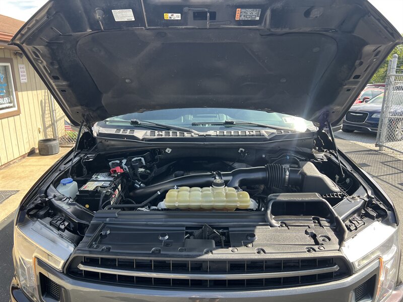 2020 Ford F-150 XLT - Photo 4 - Canton, OH 44707