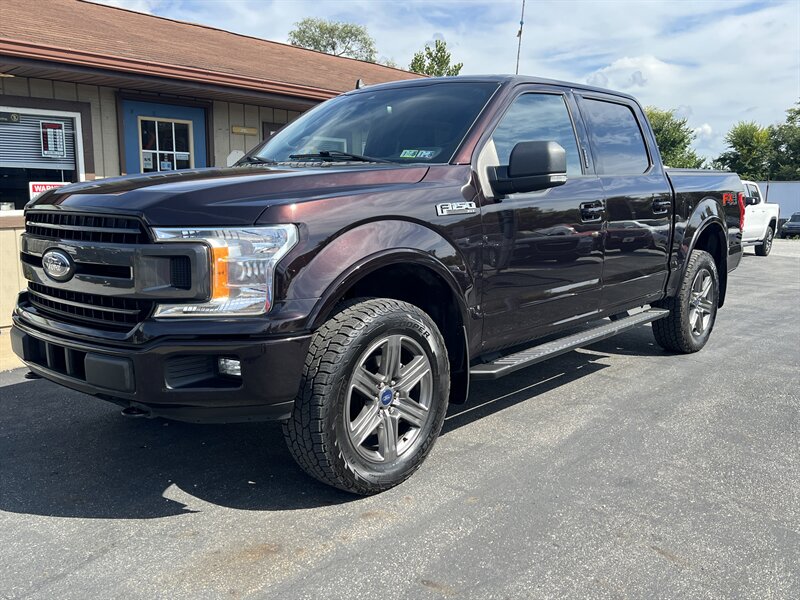 2020 Ford F-150 XLT - Photo 2 - Canton, OH 44707