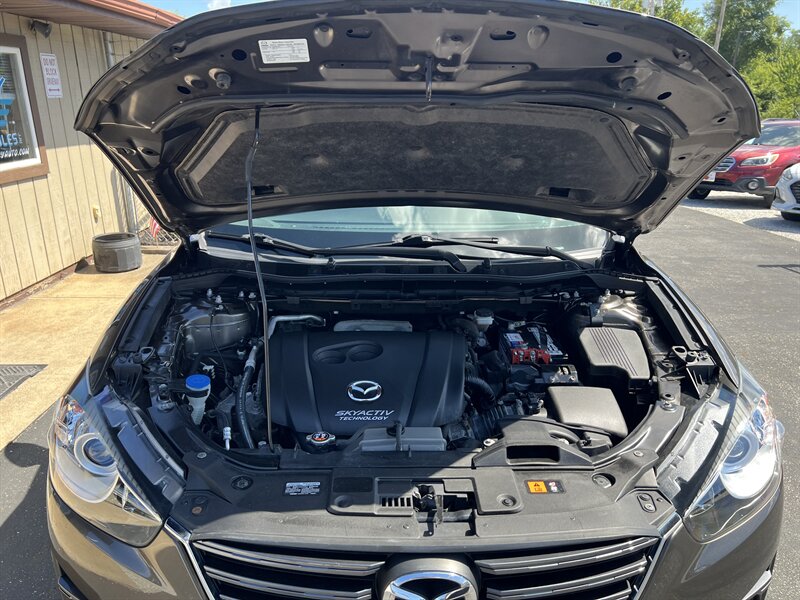 2016 Mazda CX-5 Touring - Photo 4 - Canton, OH 44707