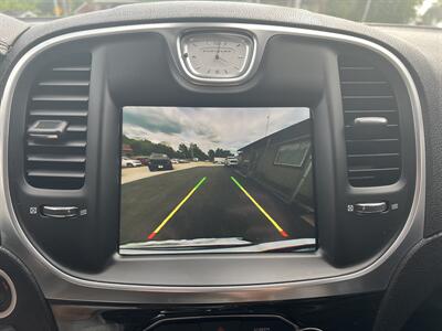 2017 Chrysler 300 Limited   - Photo 7 - Canton, OH 44707