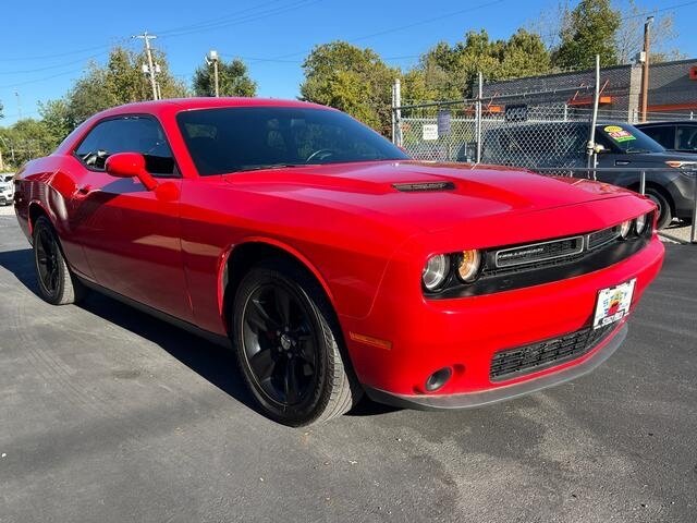 2015 Dodge Challenger SXT - Photo 13 - Canton, OH 44707