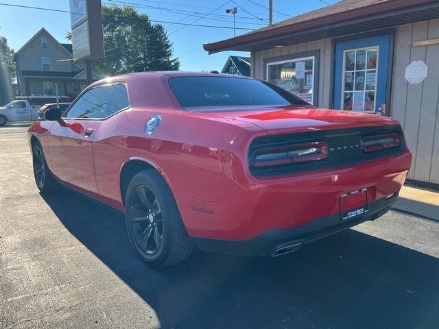 2015 Dodge Challenger SXT - Photo 7 - Canton, OH 44707