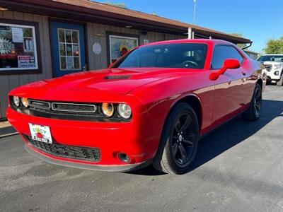 2015 Dodge Challenger SXT - Photo 2 - Canton, OH 44707