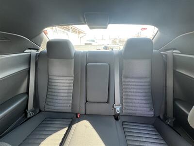 2013 Dodge Challenger SXT   - Photo 7 - Canton, OH 44707