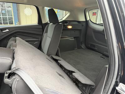 2018 Ford Escape SE   - Photo 12 - Canton, OH 44707