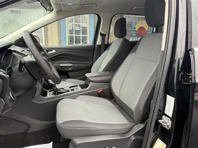 2018 Ford Escape SE   - Photo 5 - Canton, OH 44707