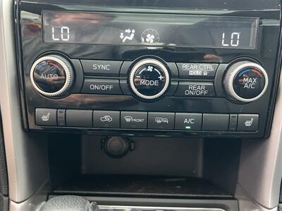 2019 Subaru Ascent Limited 7-Passenger   - Photo 6 - Canton, OH 44707