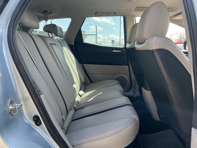 2008 Mazda CX-7 Touring - Photo 11 - Canton, OH 44707