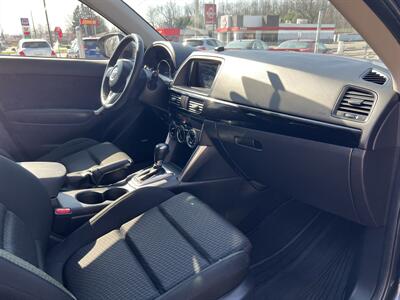 2015 Mazda CX-5 Touring   - Photo 19 - Canton, OH 44707