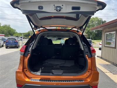 2019 Nissan Rogue SV   - Photo 15 - Canton, OH 44707