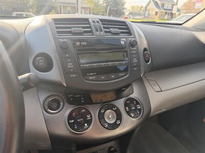 2010 Toyota RAV4 Limited   - Photo 7 - Canton, OH 44707