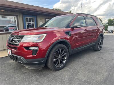 2018 Ford Explorer XLT - Photo 2 - Canton, OH 44707