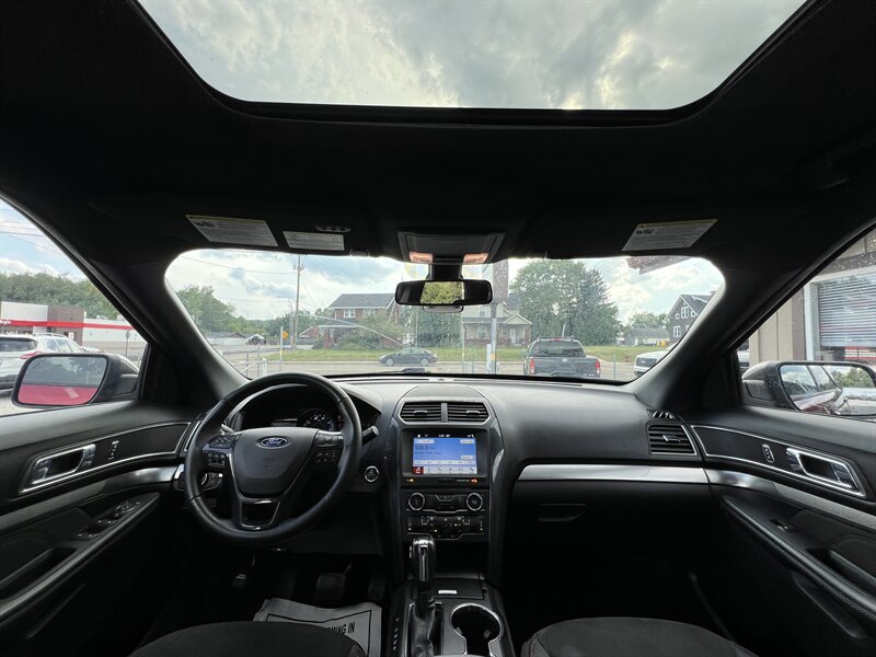 2018 Ford Explorer XLT - Photo 7 - Canton, OH 44707