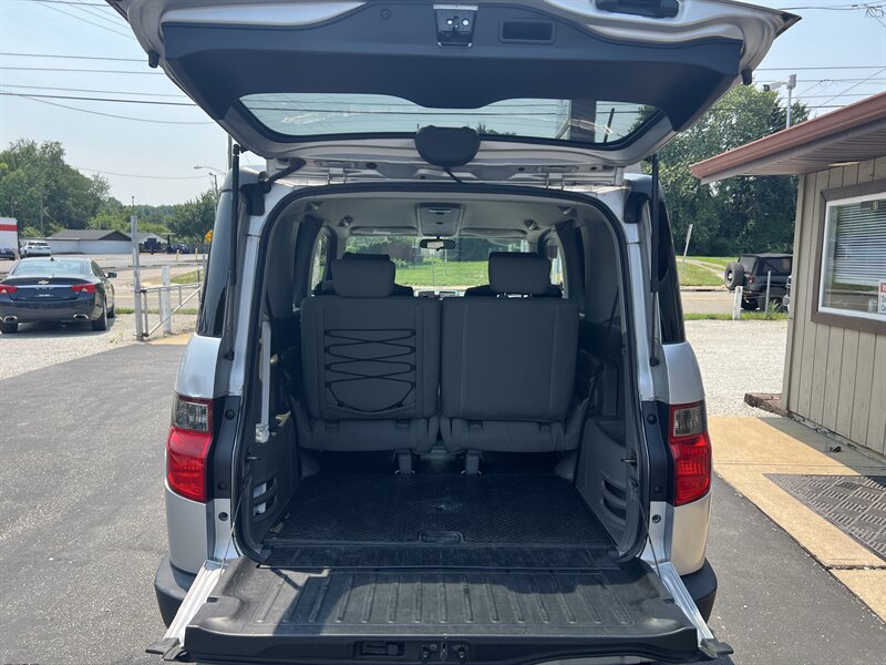 2010 Honda Element EX - Photo 14 - Canton, OH 44707