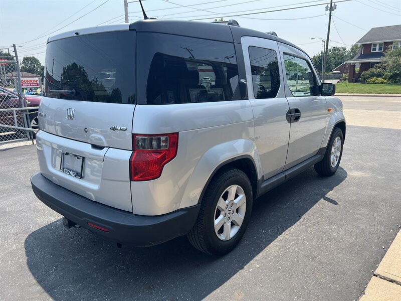 2010 Honda Element EX - Photo 15 - Canton, OH 44707