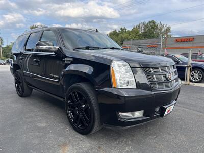 2012 Cadillac Escalade Premium - Photo 24 - Canton, OH 44707